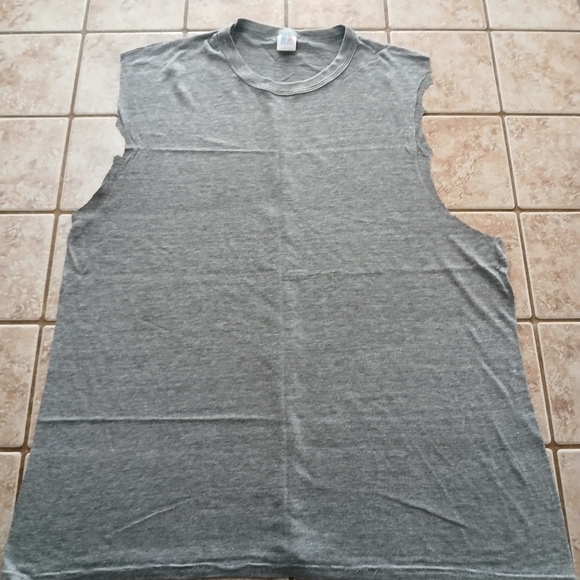 #0324 Mens Russell Athletic Gray T-Shirt w/Cut Off Sleeve s Size XL - Picture 1 of 13